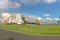 夏空 快晴の空を見上げて